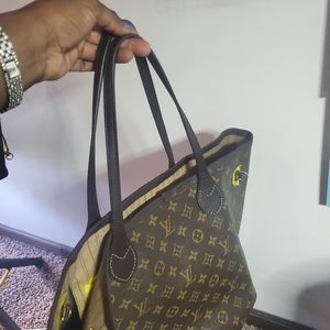 Repairs in progress Louis vuitton Neverfull GM dark brown